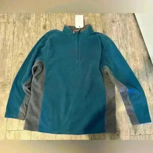 Men’s Nordic track half zip sweatshirt size large